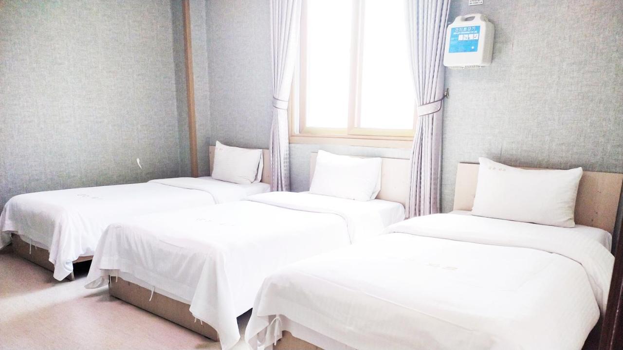 Golden Park Hotel Чеджу Екстериор снимка